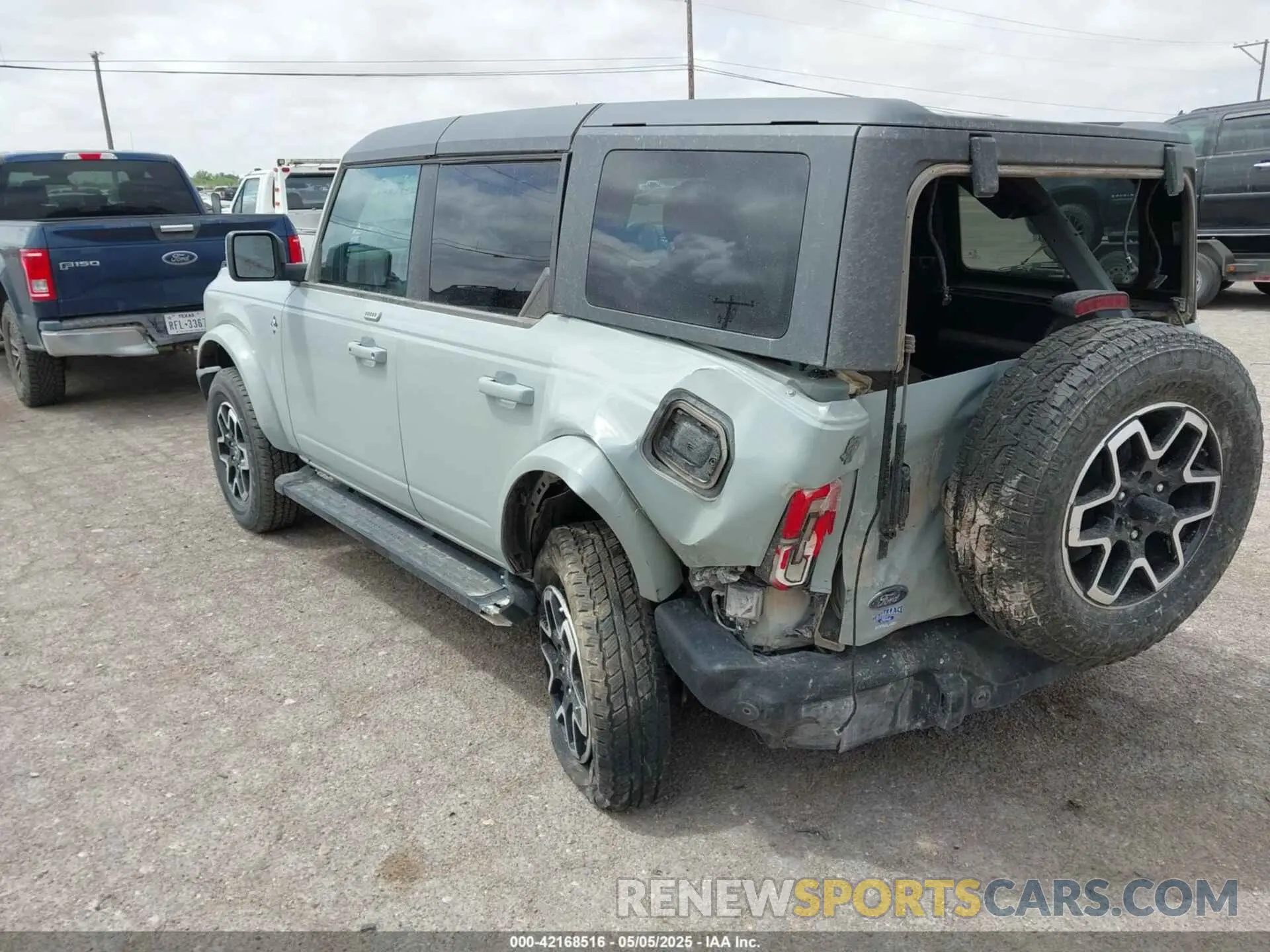 3 Фотография поврежденного автомобиля 1FMEE5BP9PLA97587 FORD BRONCO 2023
