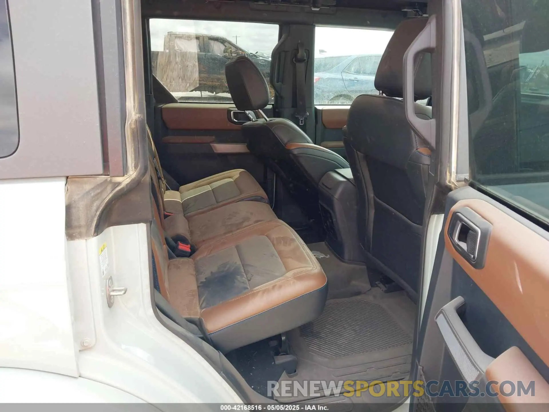 8 Фотография поврежденного автомобиля 1FMEE5BP9PLA97587 FORD BRONCO 2023