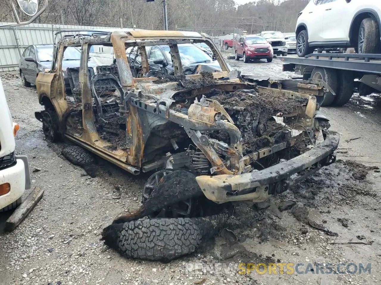 4 Фотография поврежденного автомобиля 1FMEE5DH3PLC03568 FORD BRONCO 2023