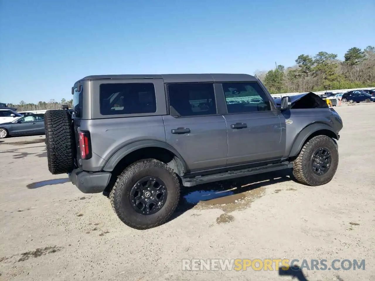 3 Фотография поврежденного автомобиля 1FMEE5DP0PLB62405 FORD BRONCO 2023