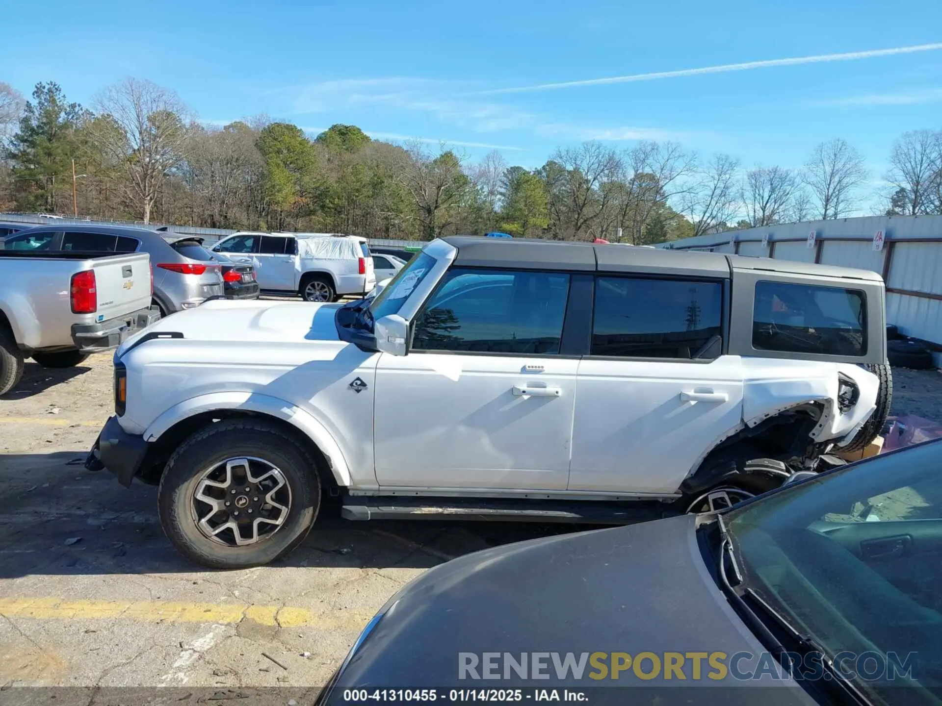13 Photograph of a damaged car 1FMEE5DP0PLC16138 FORD BRONCO 2023