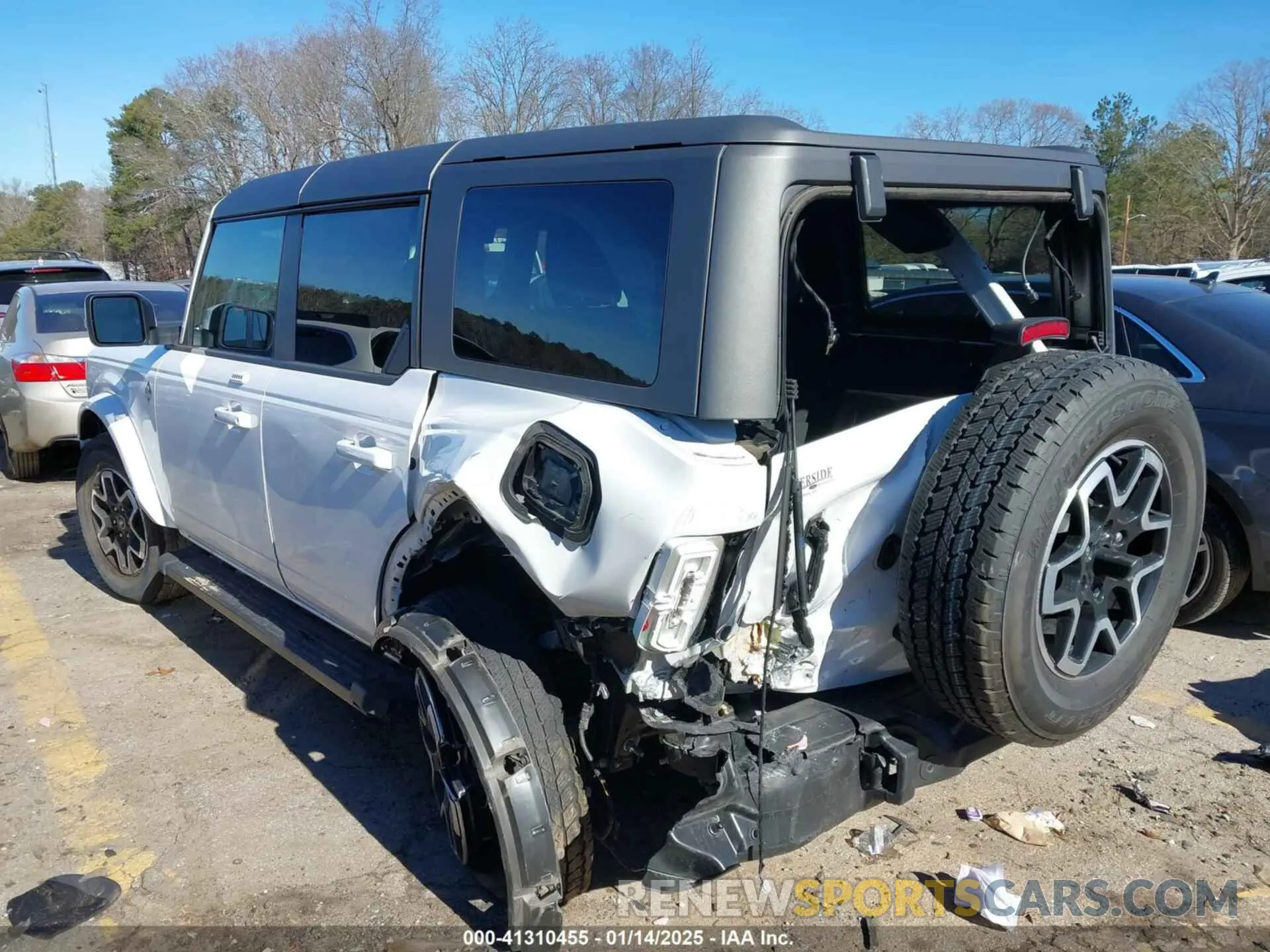 3 Photograph of a damaged car 1FMEE5DP0PLC16138 FORD BRONCO 2023