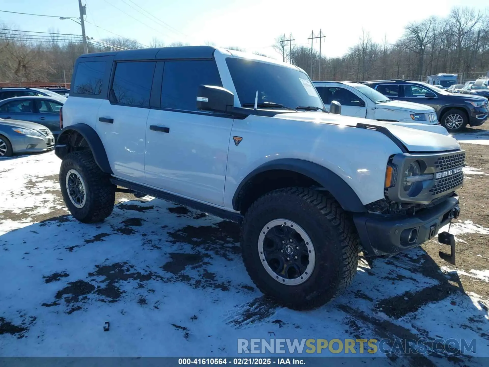 1 Фотография поврежденного автомобиля 1FMEE5DP1PLC08565 FORD BRONCO 2023