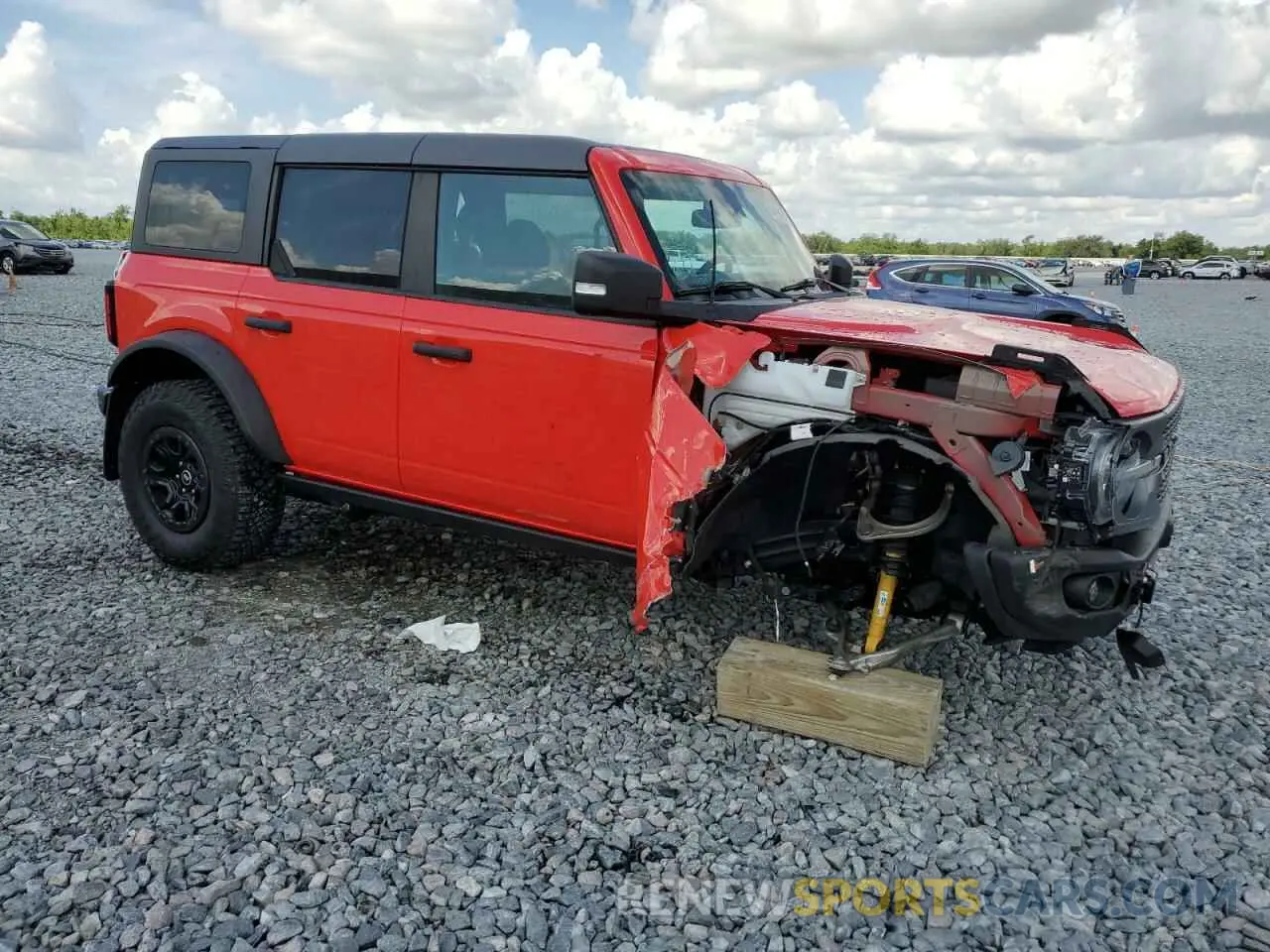 4 Фотография поврежденного автомобиля 1FMEE5DP4PLB13904 FORD BRONCO 2023