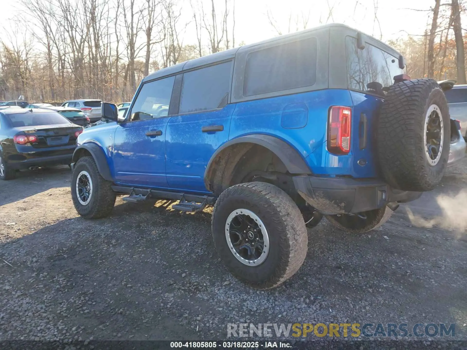 3 Фотография поврежденного автомобиля 1FMEE5DP4PLB96024 FORD BRONCO 2023
