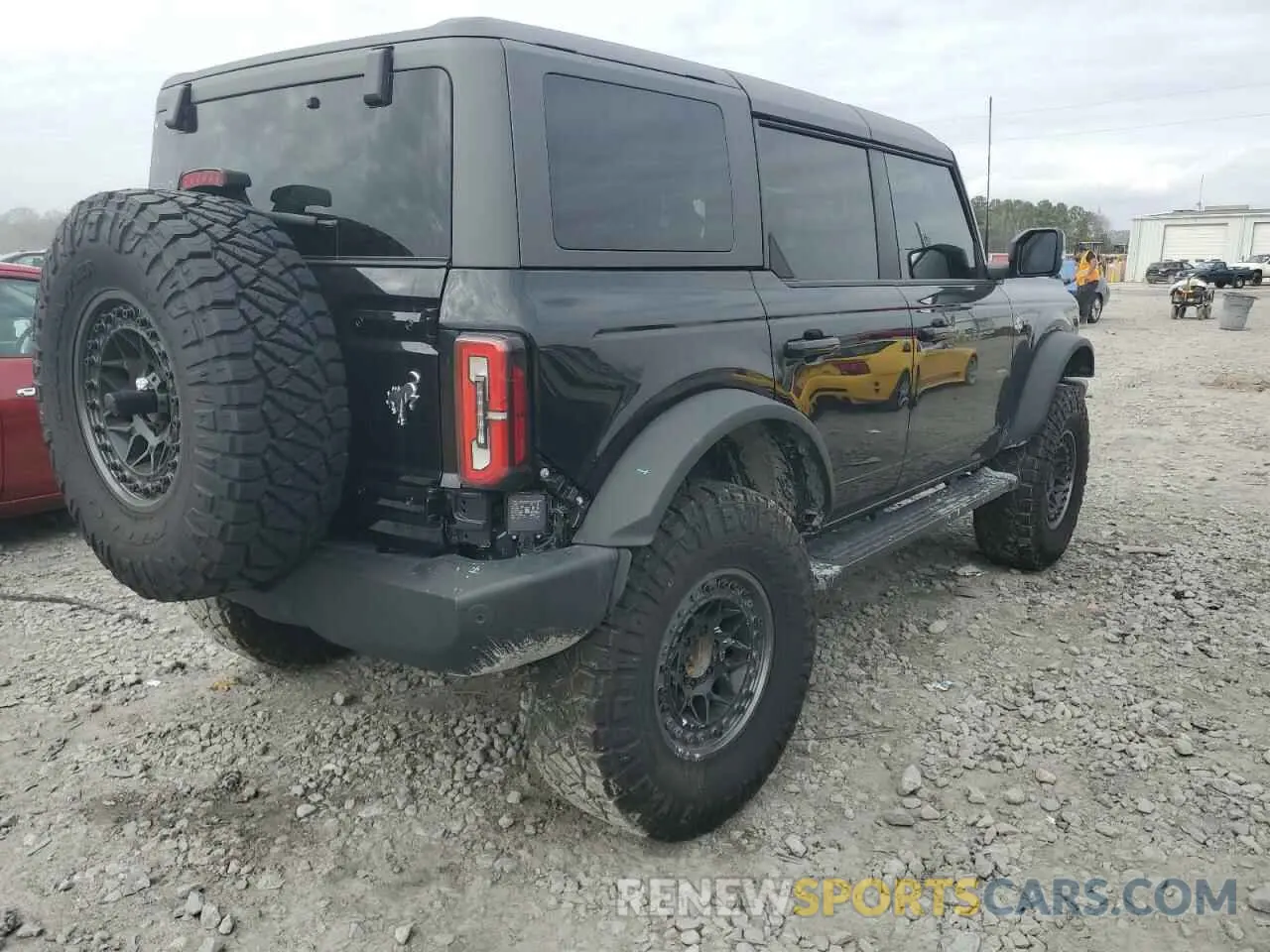 3 Фотография поврежденного автомобиля 1FMEE5DP5PLB85470 FORD BRONCO 2023