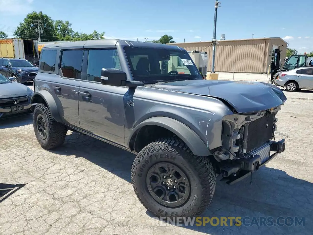 4 Фотография поврежденного автомобиля 1FMEE5DP6PLB66975 FORD BRONCO 2023