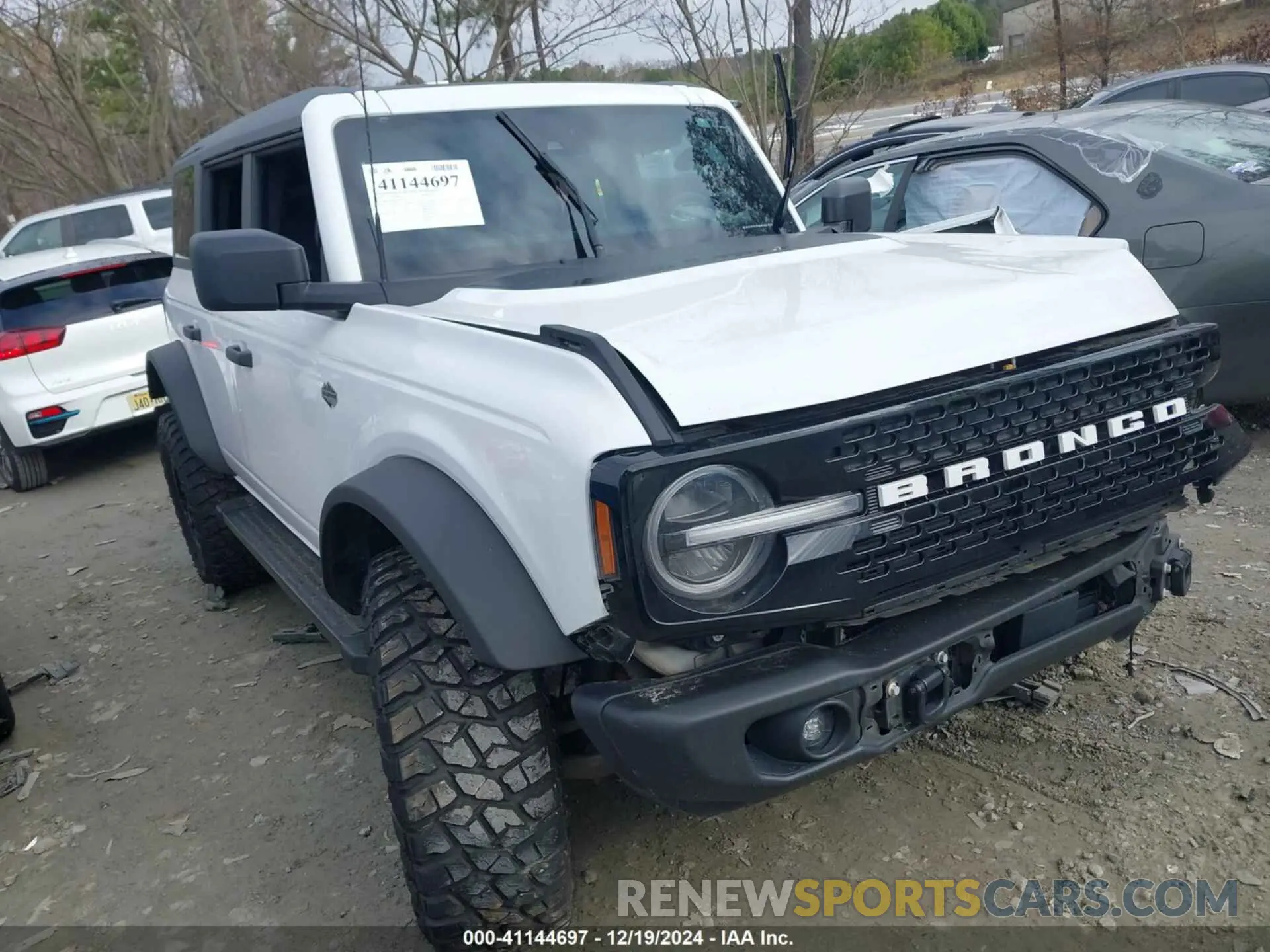 1 Фотография поврежденного автомобиля 1FMEE5DP7PLB52177 FORD BRONCO 2023