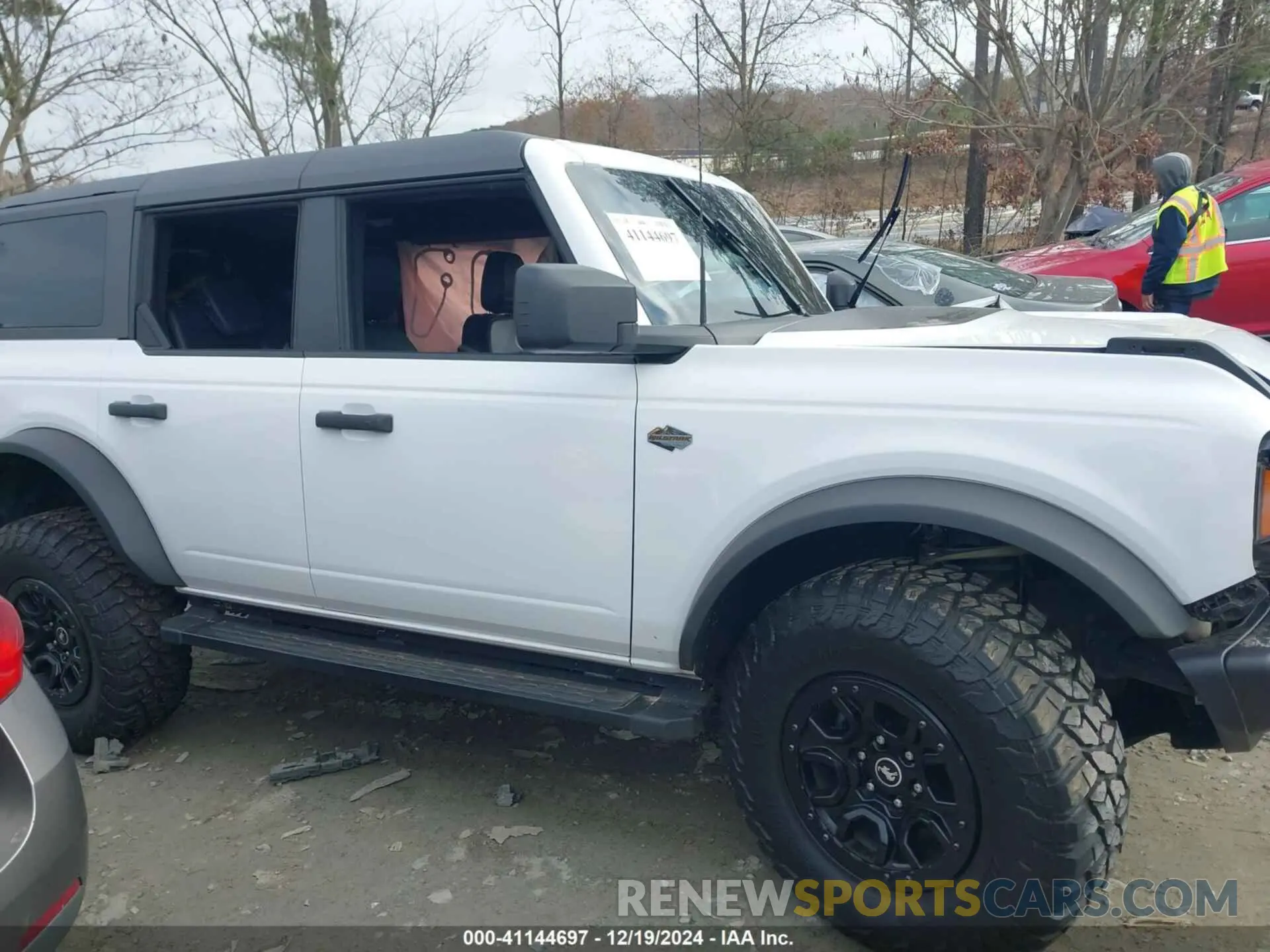 12 Фотография поврежденного автомобиля 1FMEE5DP7PLB52177 FORD BRONCO 2023