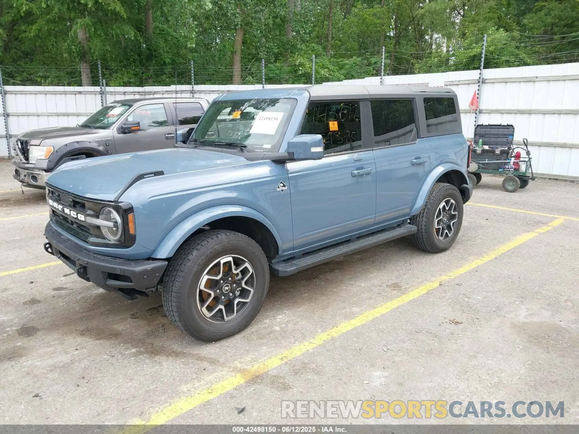 2 Фотография поврежденного автомобиля 1FMEE5DP9PLB50687 FORD BRONCO 2023