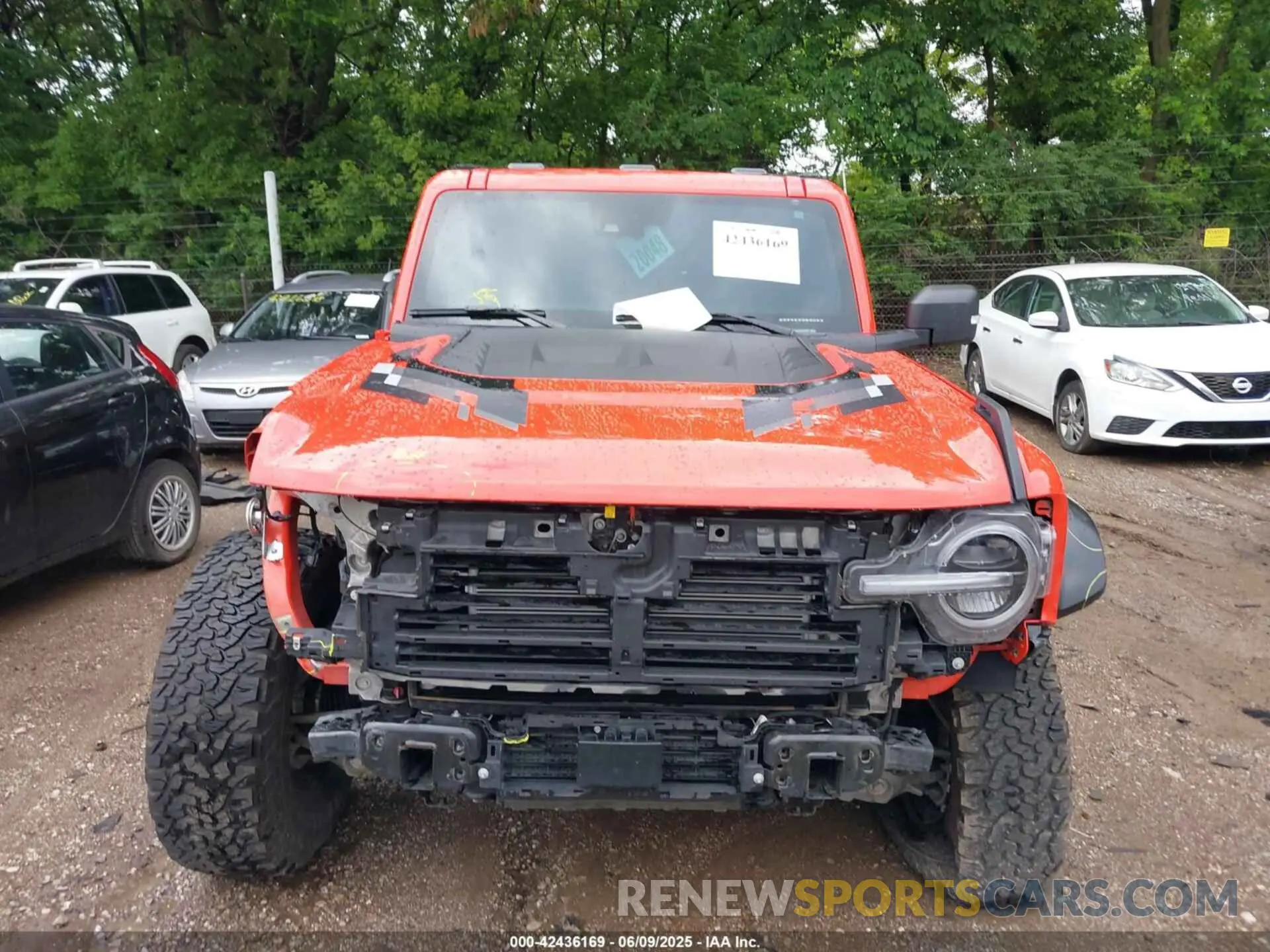 12 Фотография поврежденного автомобиля 1FMEE5JR2PLB23076 FORD BRONCO 2023