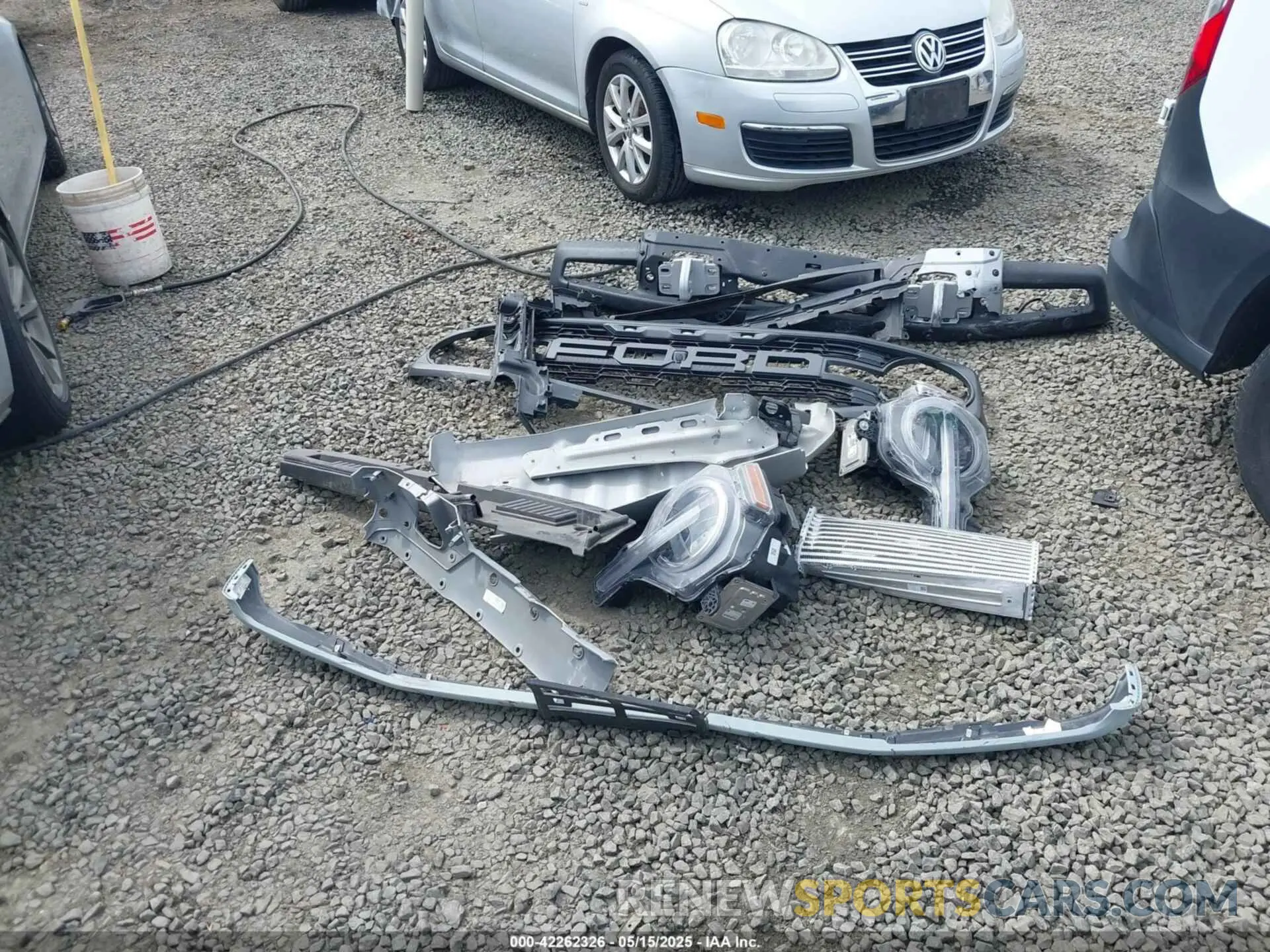 12 Photograph of a damaged car 1FMEE5JR2PLC04983 FORD BRONCO 2023