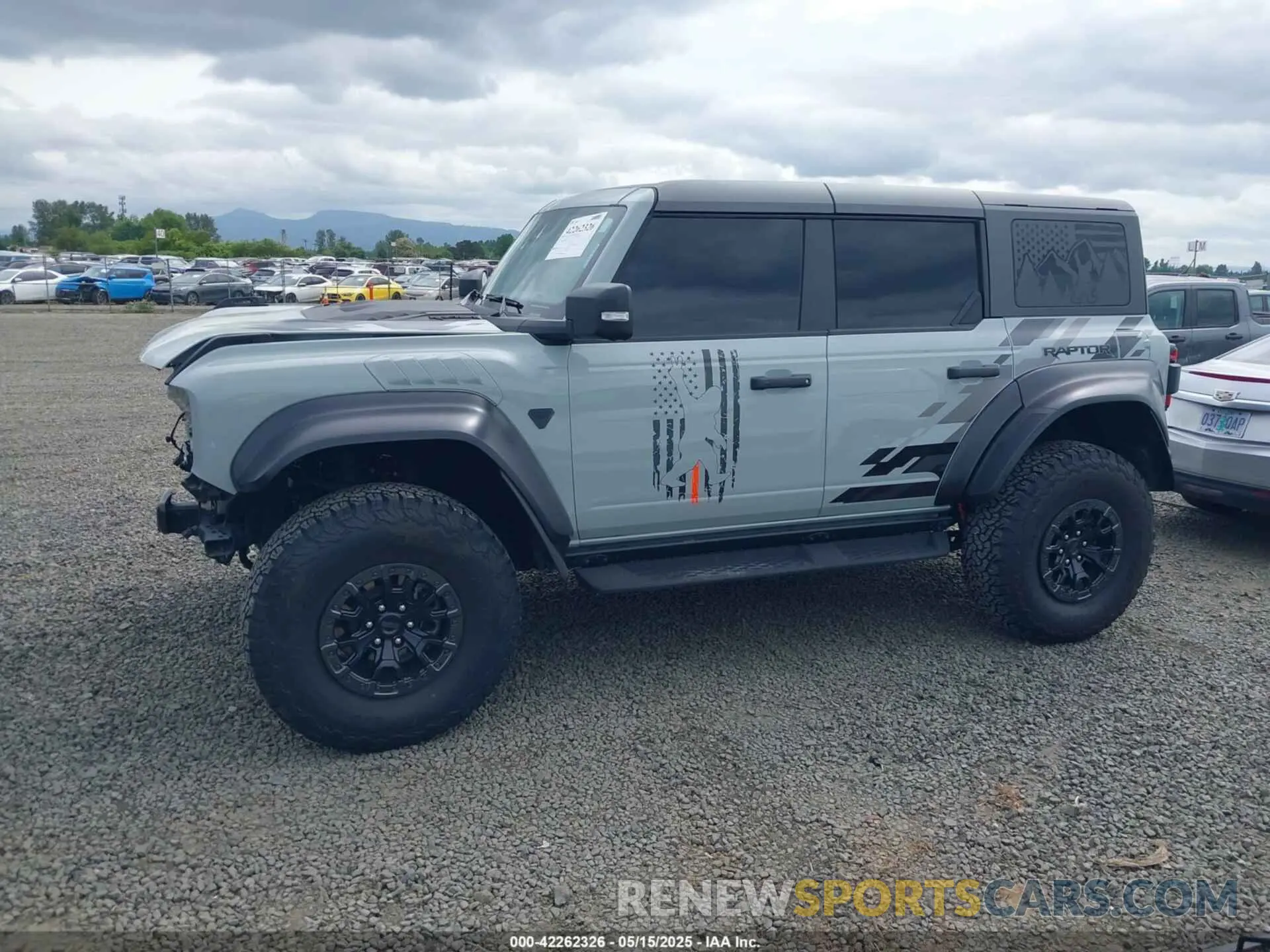15 Photograph of a damaged car 1FMEE5JR2PLC04983 FORD BRONCO 2023
