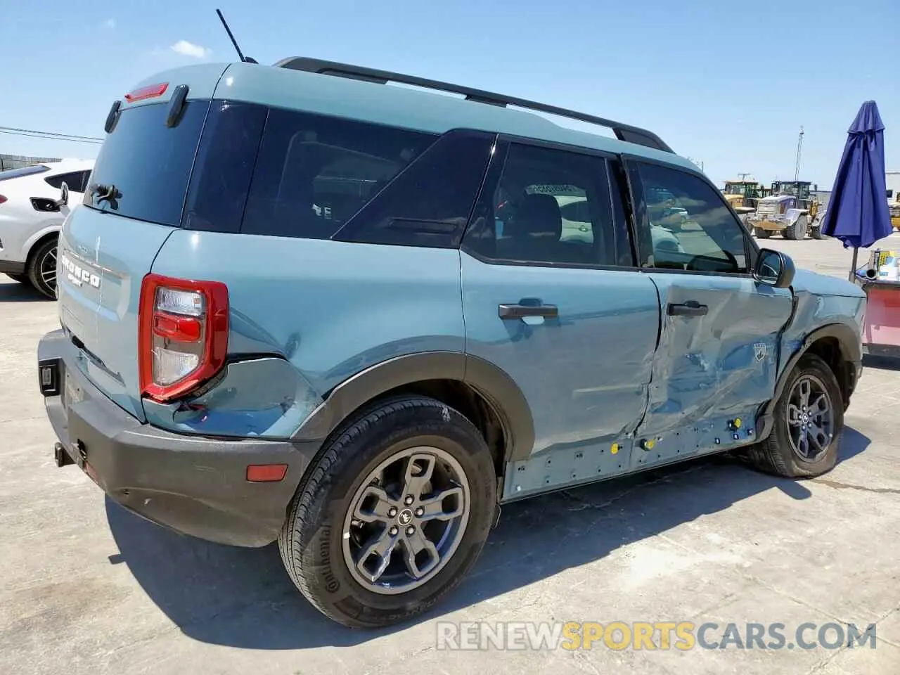 3 Фотография поврежденного автомобиля 3FMCR9B61PRD35251 FORD BRONCO 2023