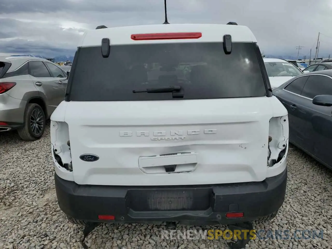 6 Фотография поврежденного автомобиля 3FMCR9B62PRD35355 FORD BRONCO 2023
