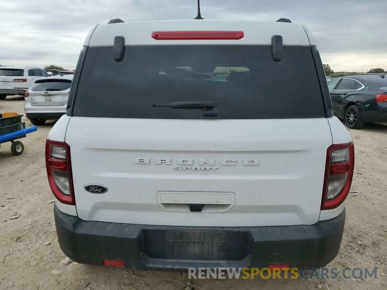 6 Фотография поврежденного автомобиля 3FMCR9B6XPRE25532 FORD BRONCO 2023