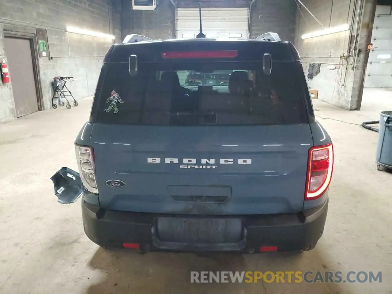 6 Фотография поврежденного автомобиля 3FMCR9C61PRD67325 FORD BRONCO 2023