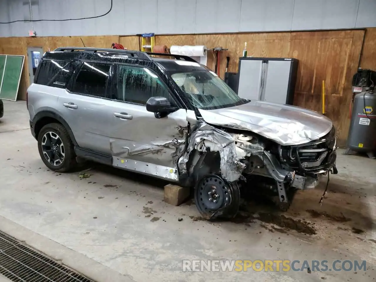 4 Photograph of a damaged car 3FMCR9C6XPRD45694 FORD BRONCO 2023