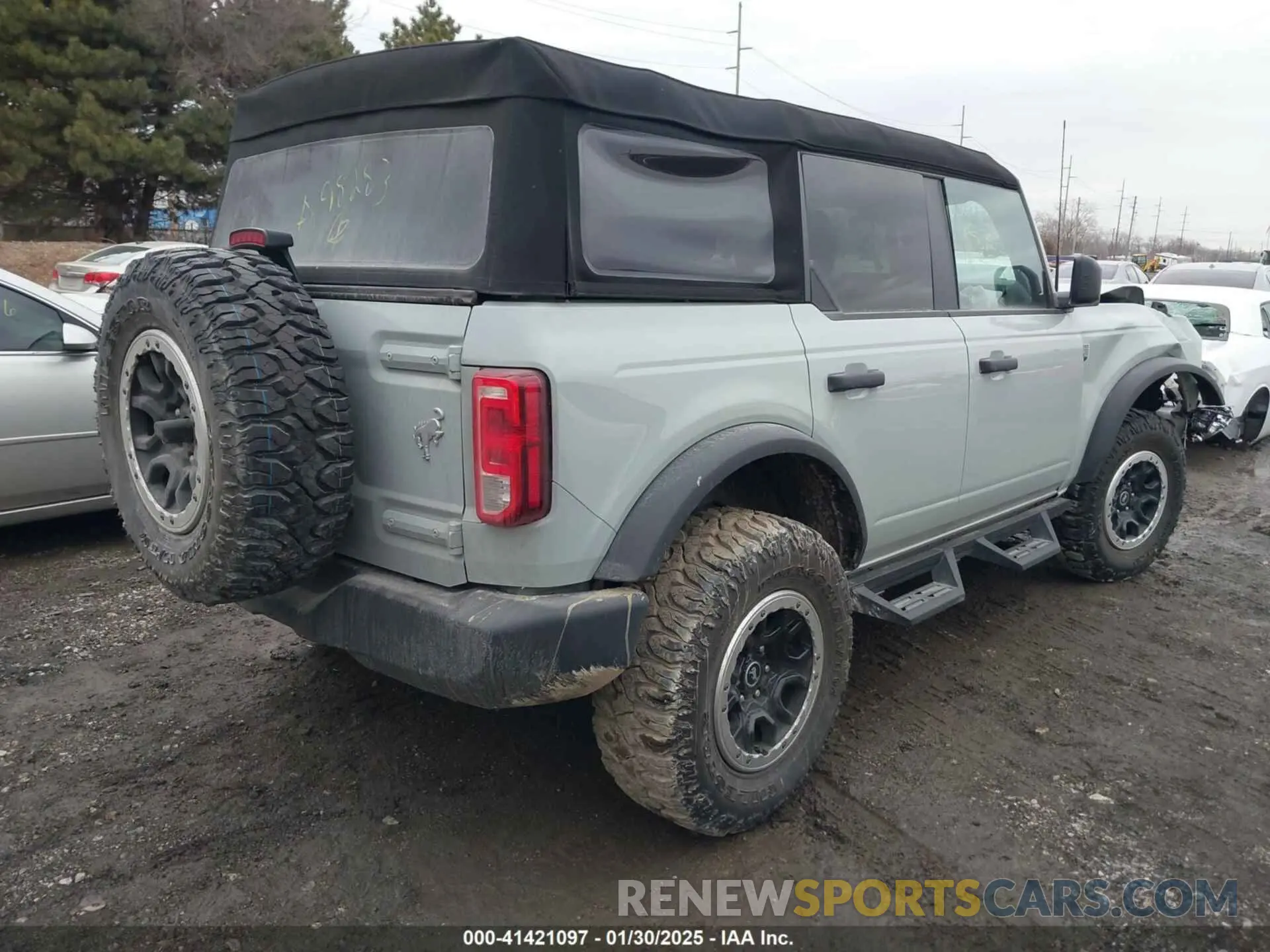 4 Photograph of a damaged car 1FMDE7BH1RLA98283 FORD BRONCO 2024