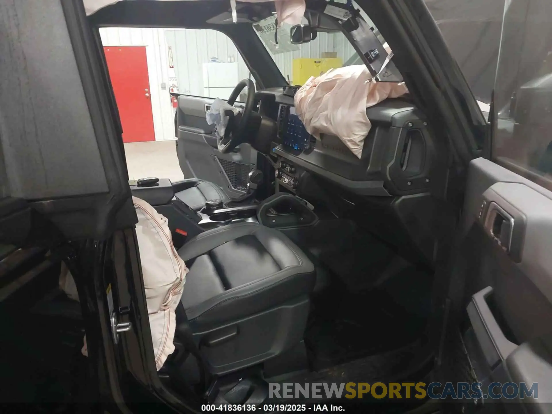 5 Photograph of a damaged car 1FMDE7BH2RLA67771 FORD BRONCO 2024