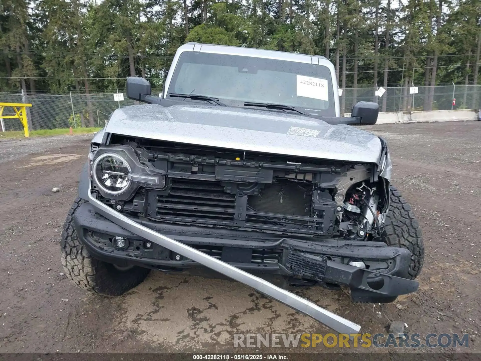 12 Photograph of a damaged car 1FMDE7BH9RLB24788 FORD BRONCO 2024