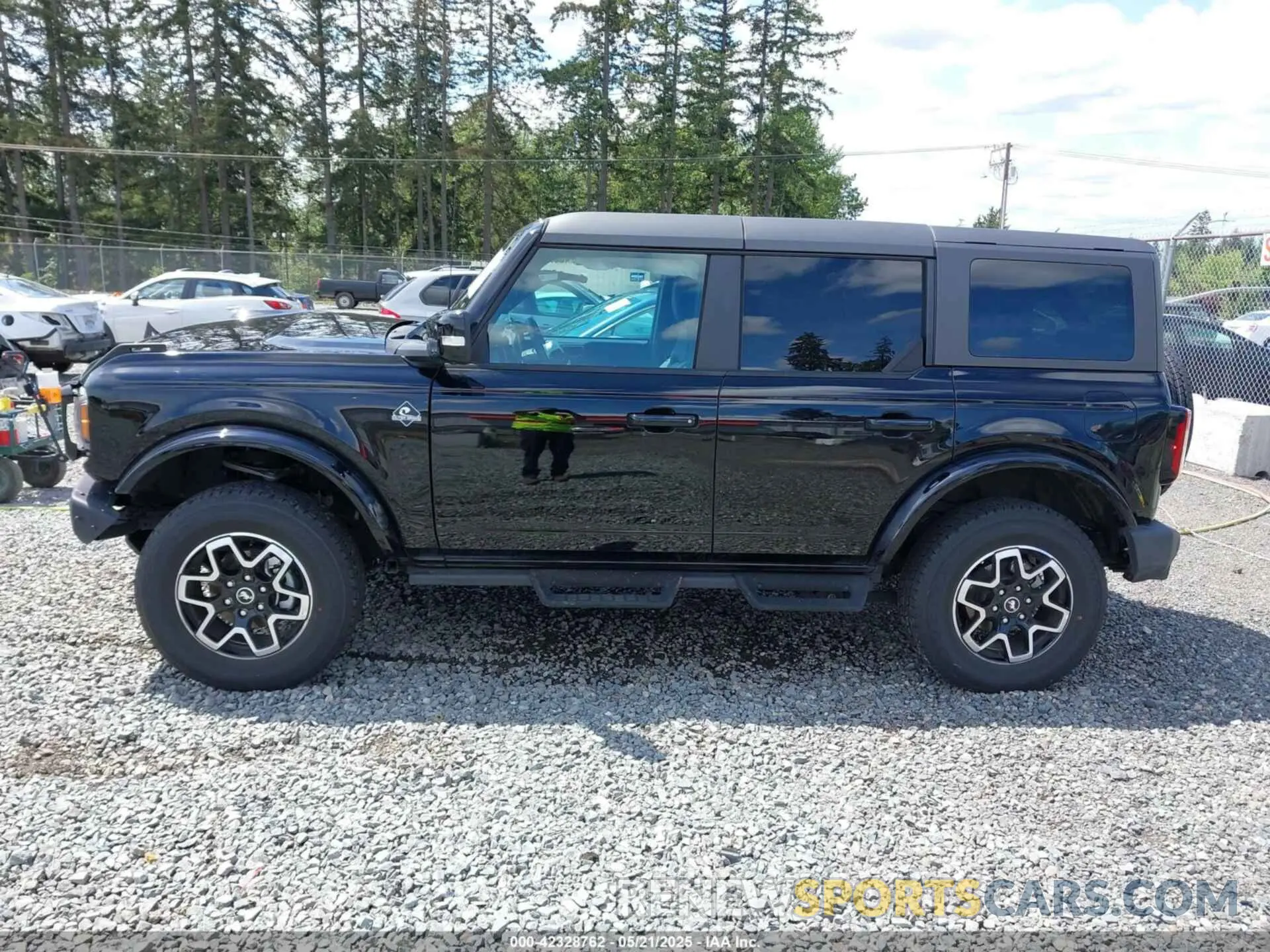 15 Photograph of a damaged car 1FMDE8BH1RLA81215 FORD BRONCO 2024