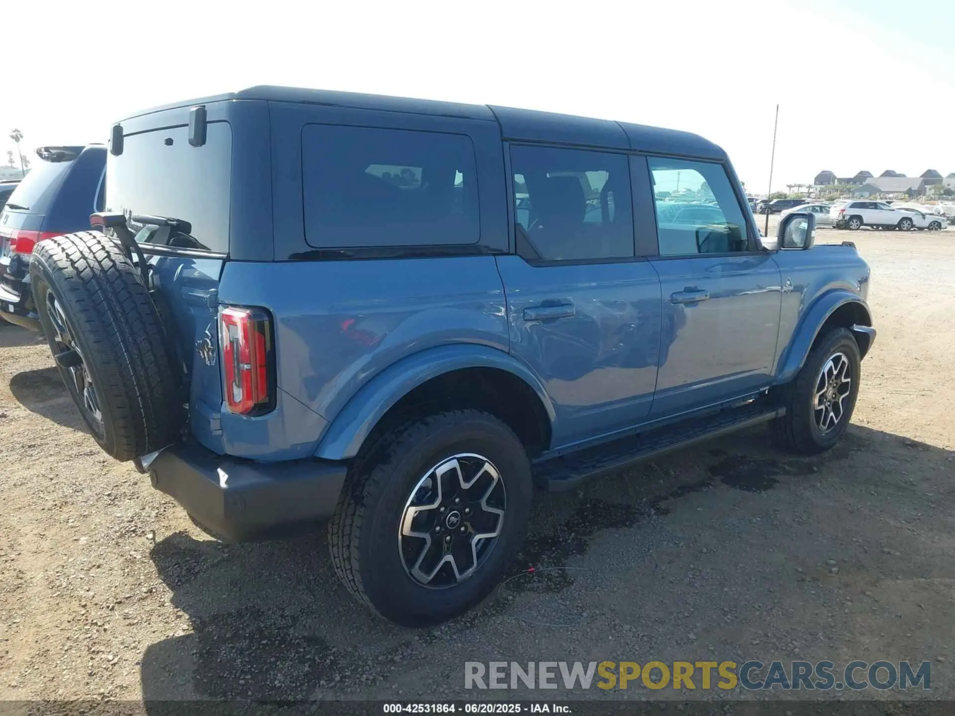 4 Фотография поврежденного автомобиля 1FMDE8BH4RLA95142 FORD BRONCO 2024