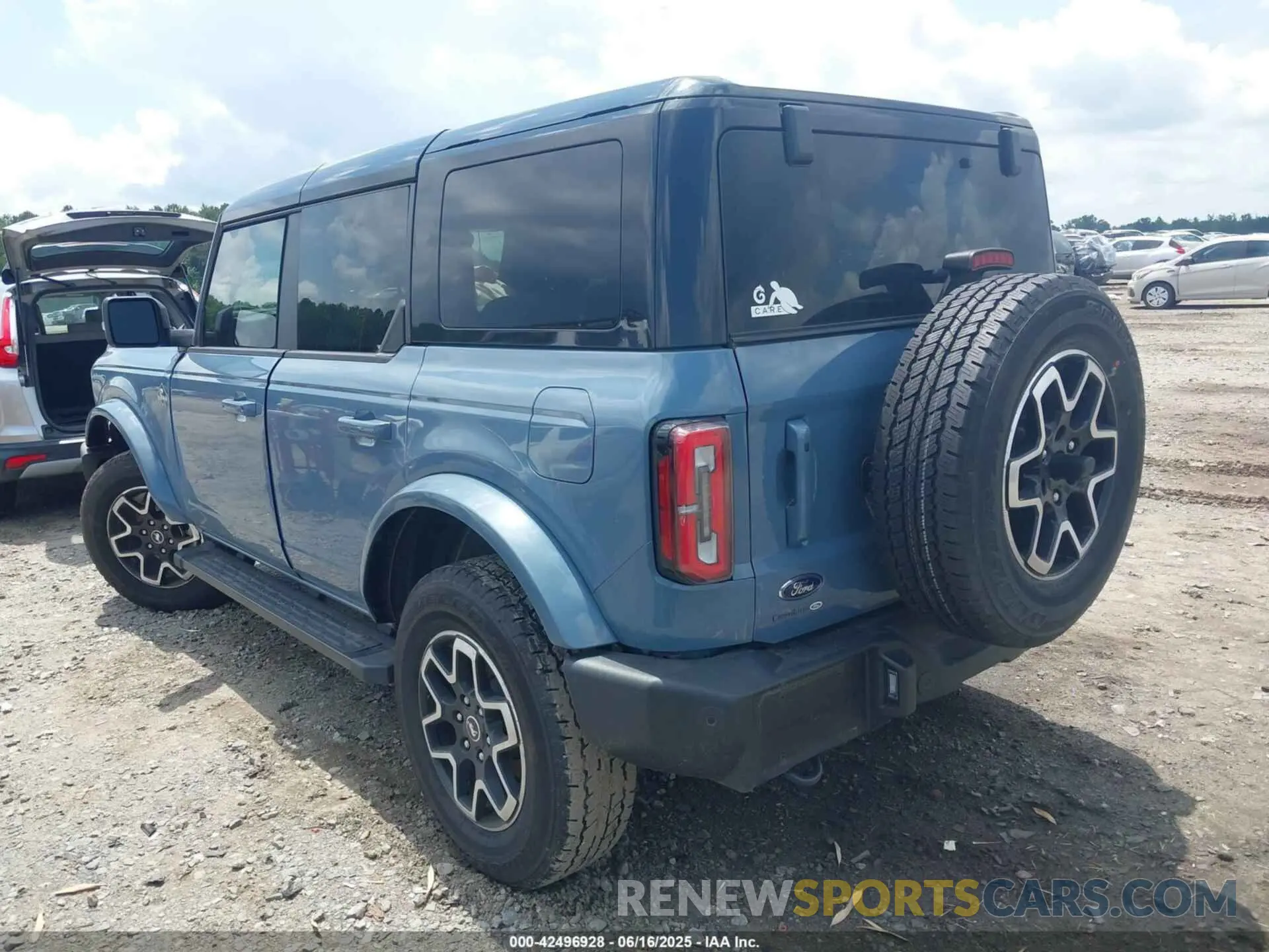 3 Photograph of a damaged car 1FMDE8BH5RLA98387 FORD BRONCO 2024
