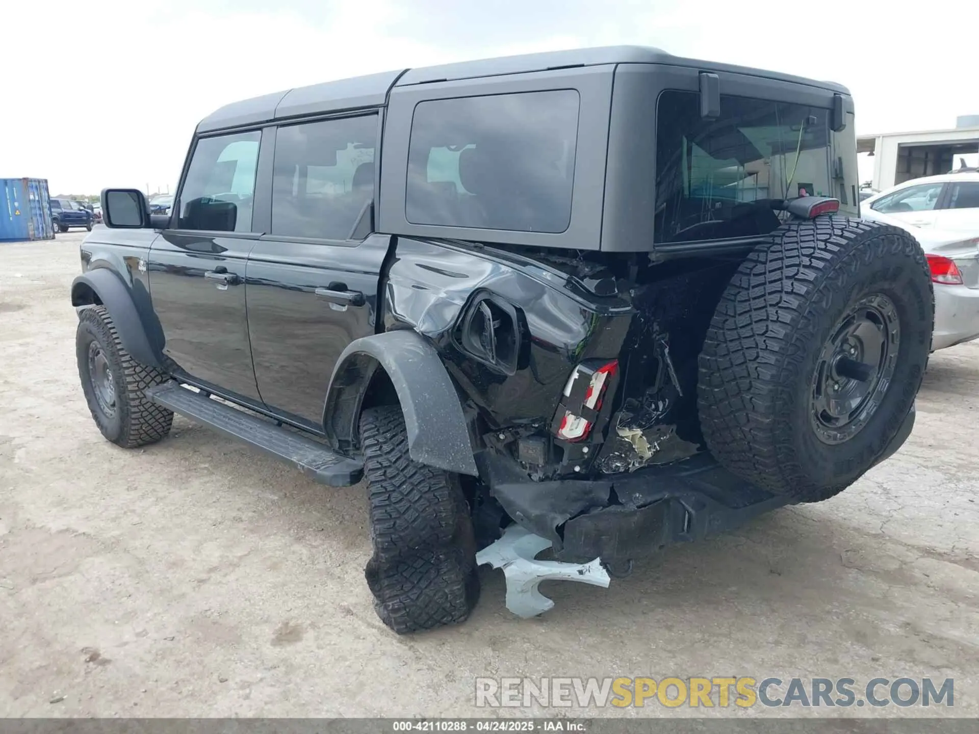 3 Фотография поврежденного автомобиля 1FMDE8BH8RLA93572 FORD BRONCO 2024