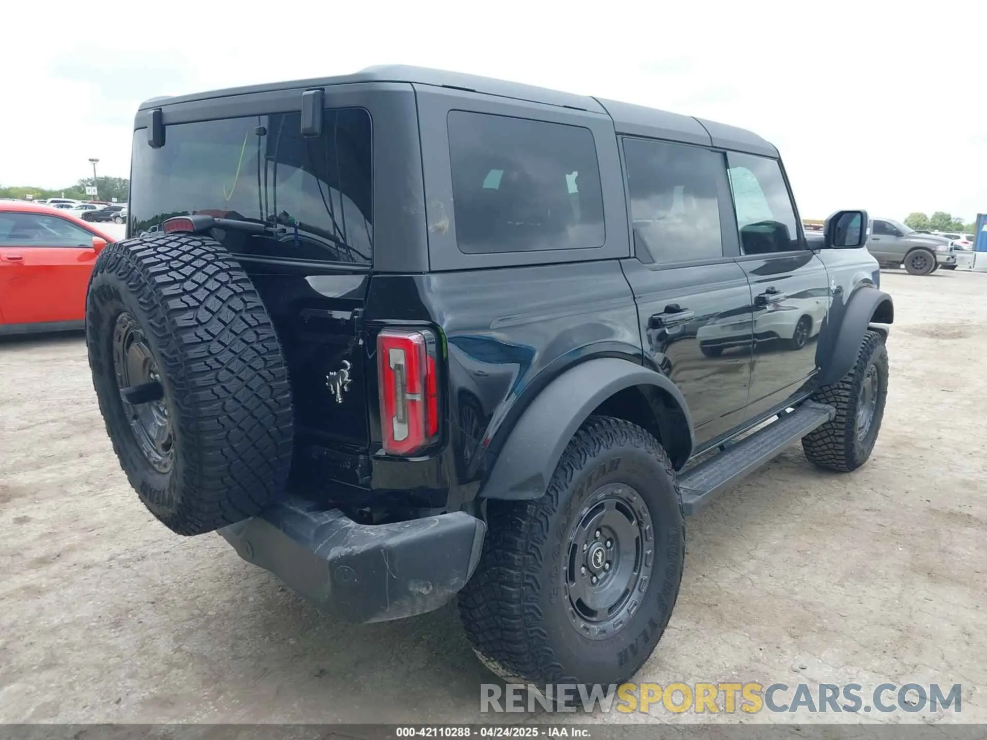 4 Фотография поврежденного автомобиля 1FMDE8BH8RLA93572 FORD BRONCO 2024