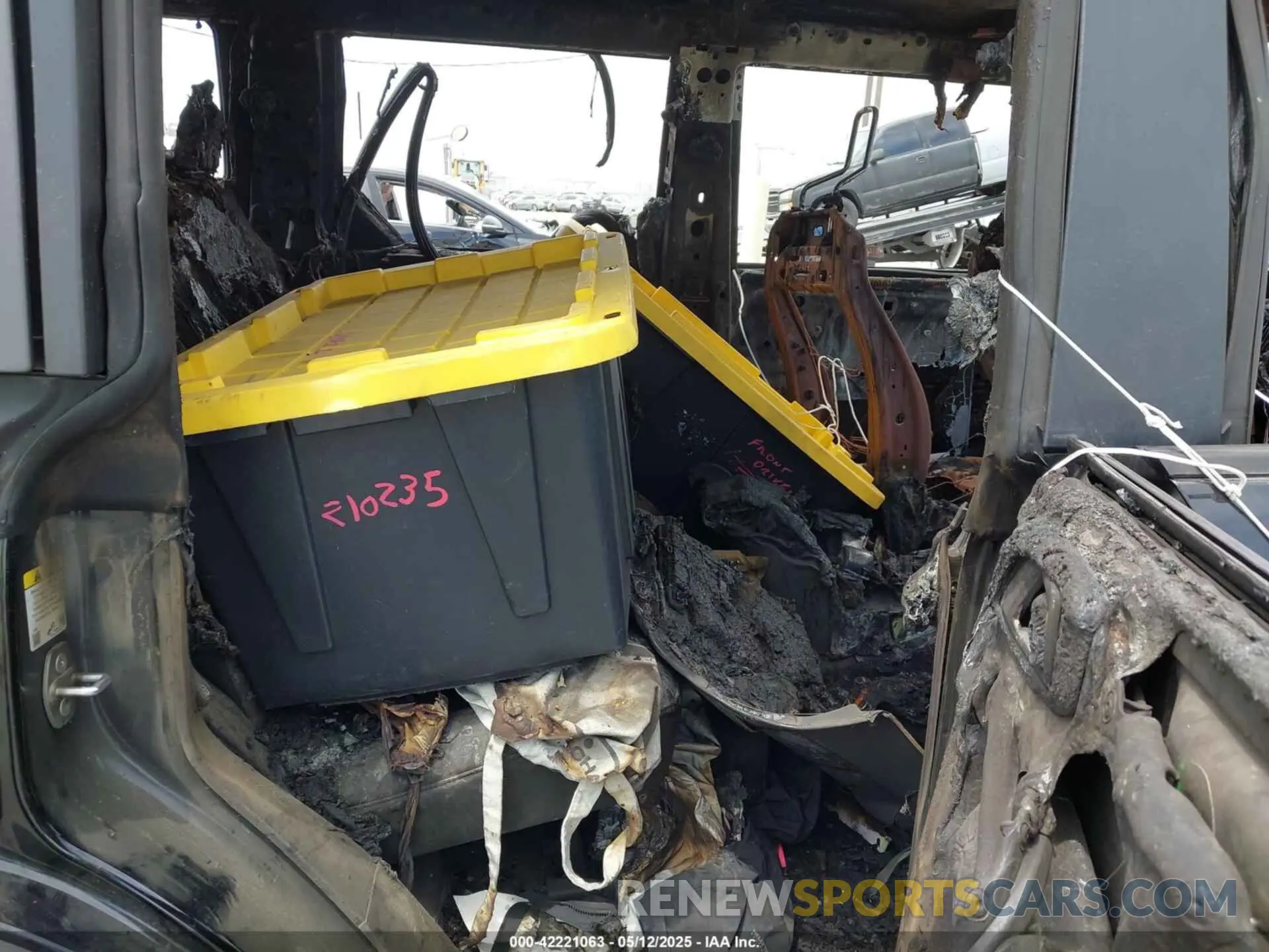 8 Фотография поврежденного автомобиля 1FMEE1BP2RLA24850 FORD BRONCO 2024