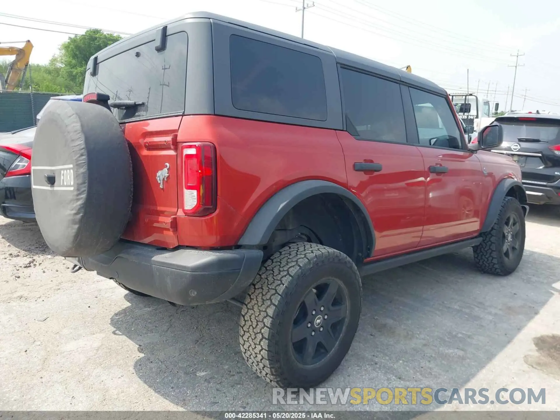 4 Photograph of a damaged car 1FMEE1BP8RLA06515 FORD BRONCO 2024
