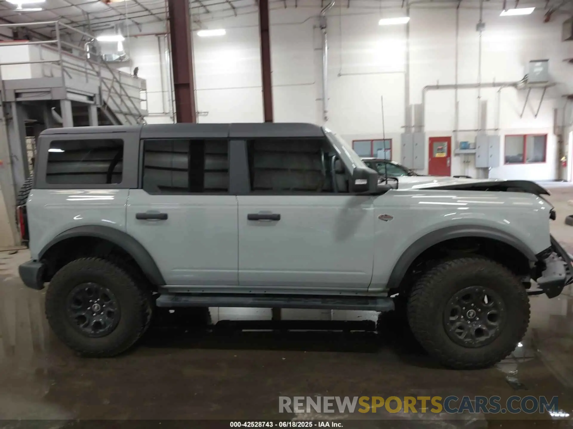 14 Photograph of a damaged car 1FMEE2BP2RLA23042 FORD BRONCO 2024