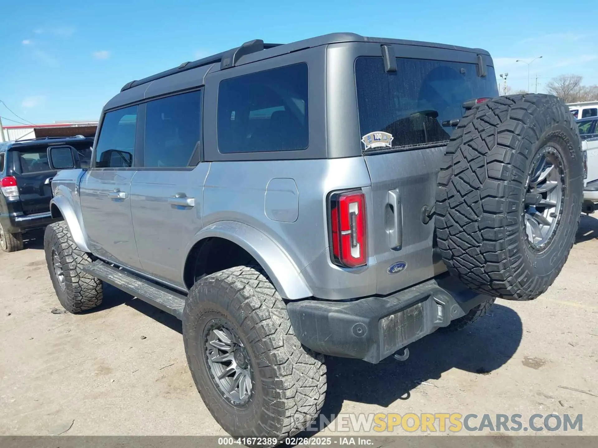 3 Photograph of a damaged car 1FMEE8BP9RLA09450 FORD BRONCO 2024
