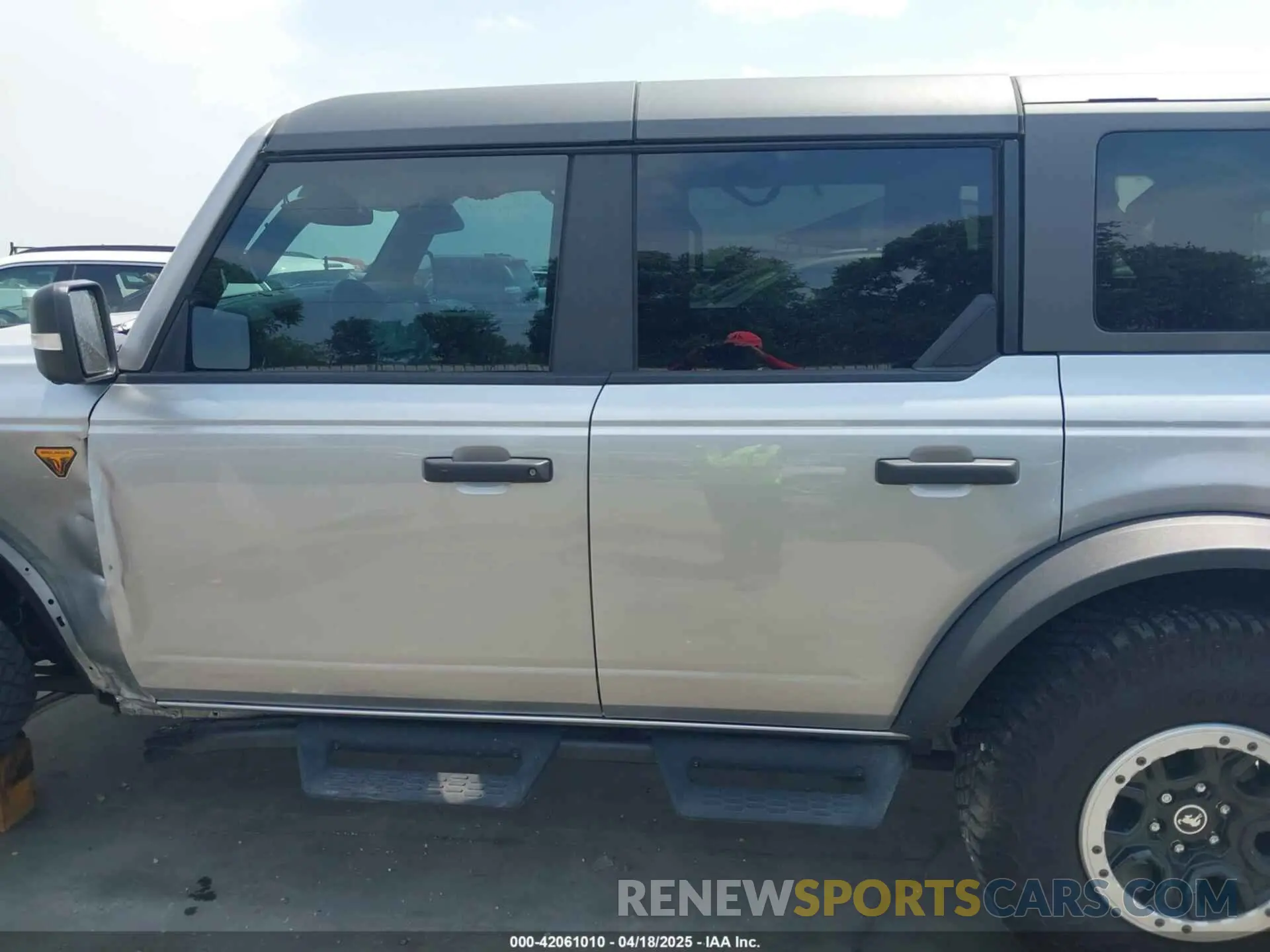 15 Photograph of a damaged car 1FMEE9BP7RLA32263 FORD BRONCO 2024