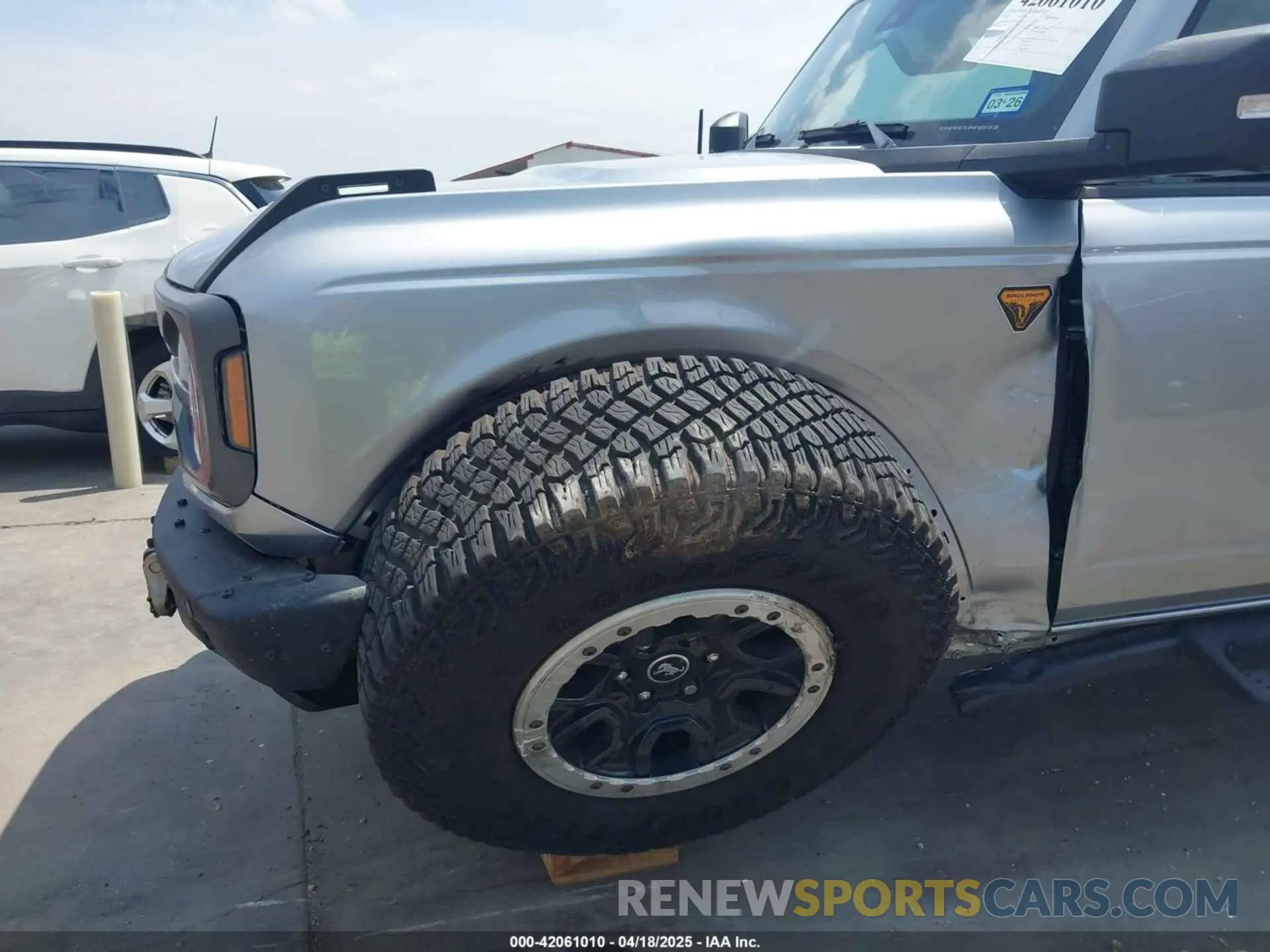 6 Photograph of a damaged car 1FMEE9BP7RLA32263 FORD BRONCO 2024