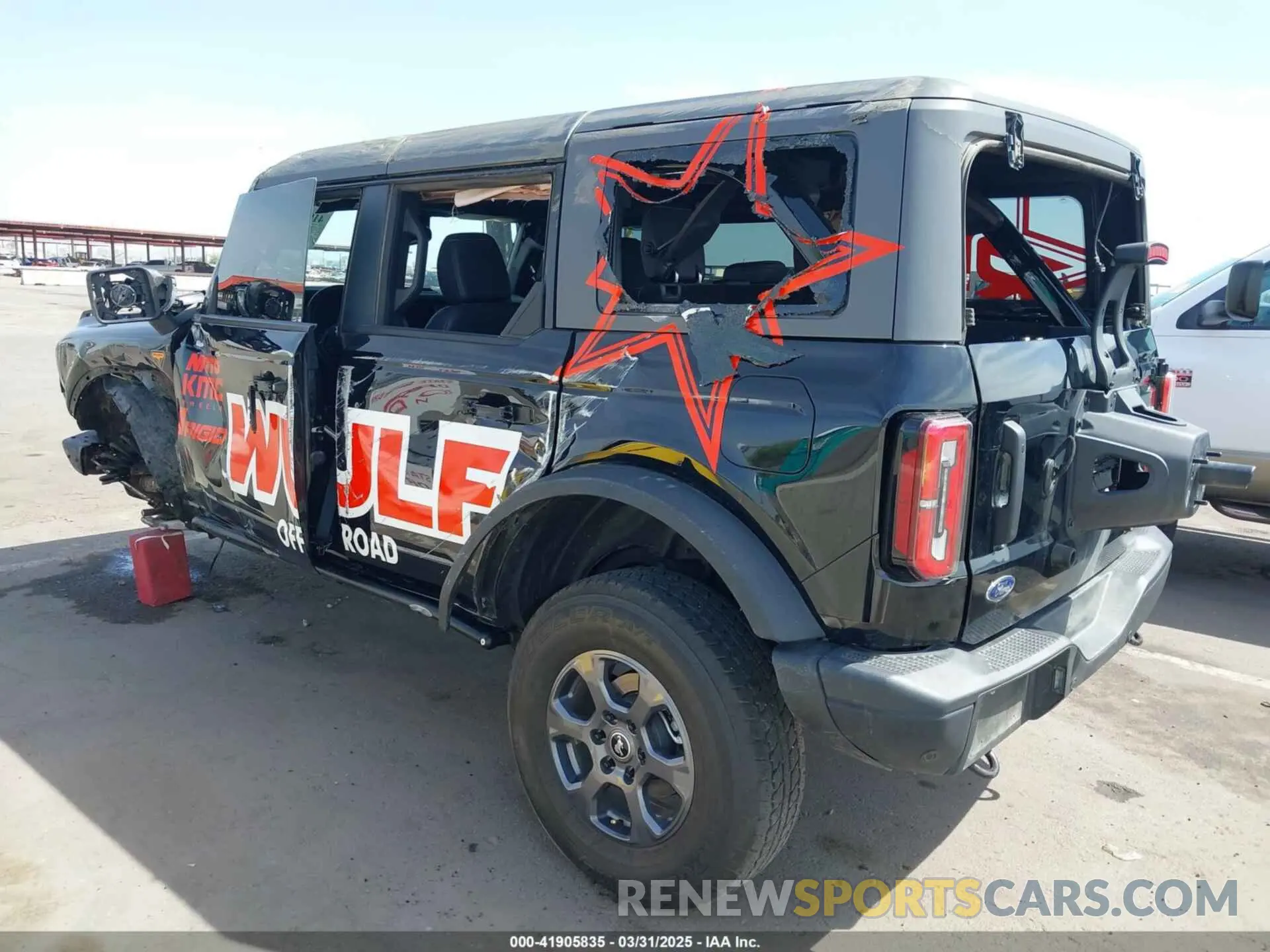 3 Фотография поврежденного автомобиля 1FMEE9BP7RLA35583 FORD BRONCO 2024