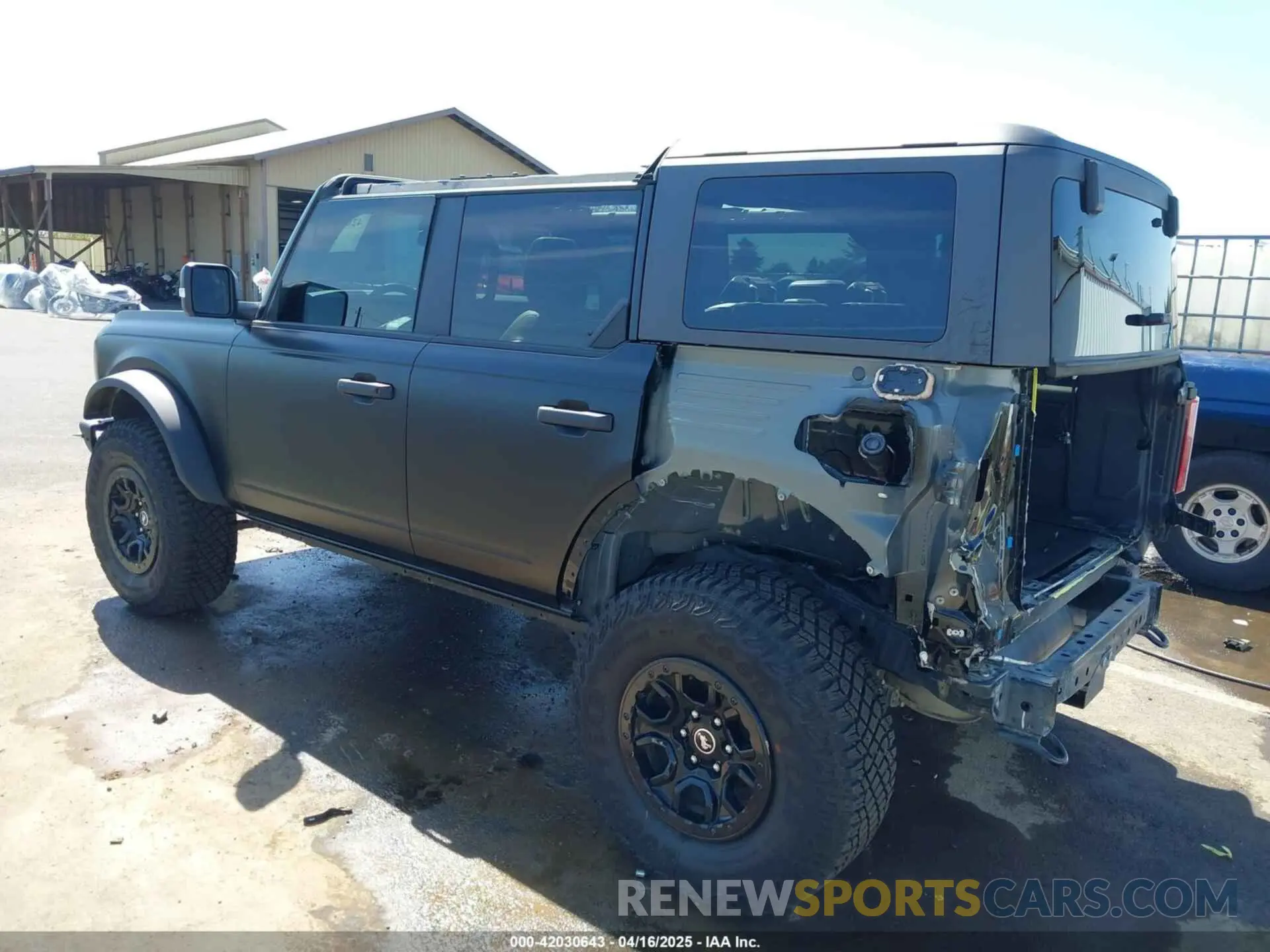 3 Фотография поврежденного автомобиля 1FMEE9BP8RLA95212 FORD BRONCO 2024