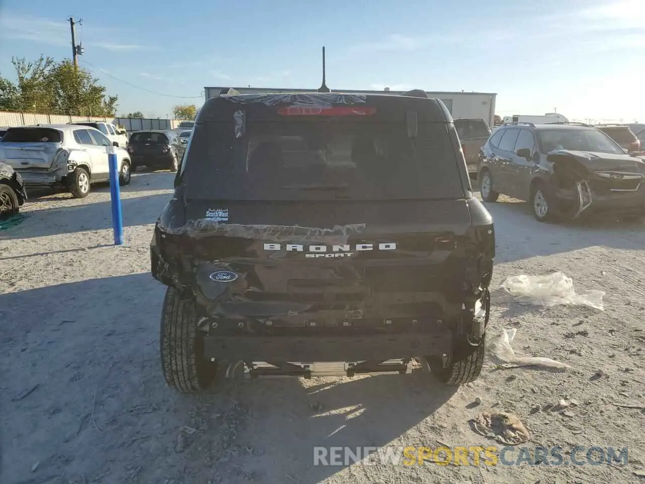 6 Фотография поврежденного автомобиля 3FMCR9B64RRE17932 FORD BRONCO 2024