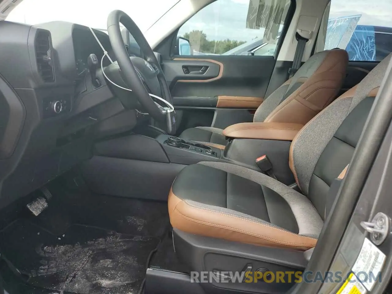 7 Photograph of a damaged car 3FMCR9C67RRE79632 FORD BRONCO 2024