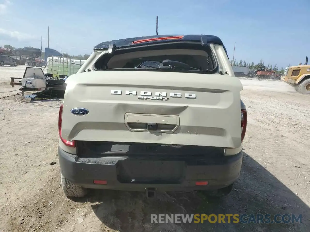 6 Фотография поврежденного автомобиля 3FMCR9D98RRE35776 FORD BRONCO 2024