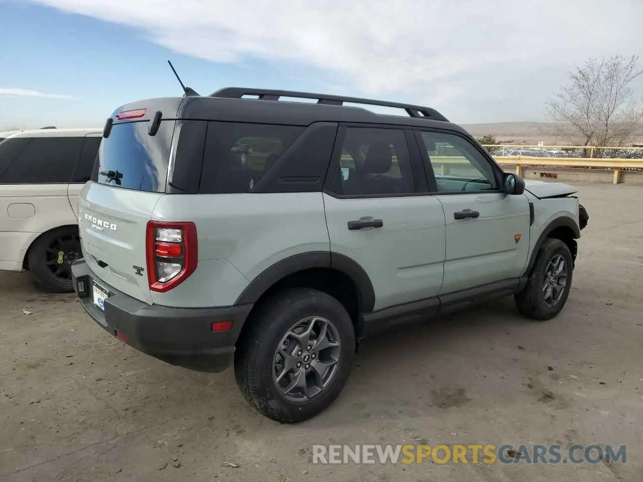 3 Photograph of a damaged car 3FMCR9D99RRF16642 FORD BRONCO 2024