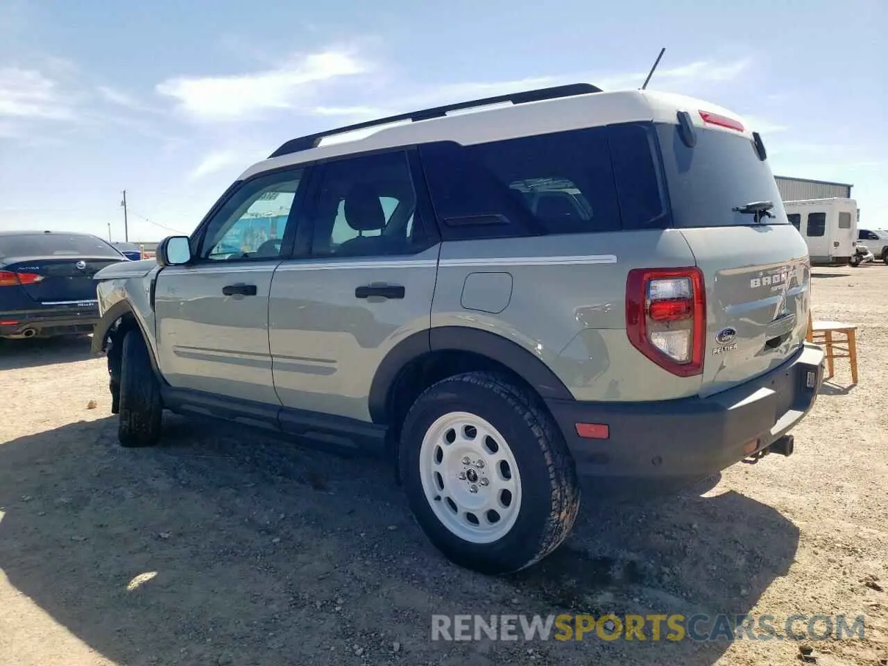 2 Фотография поврежденного автомобиля 3FMCR9G63RRE67293 FORD BRONCO 2024