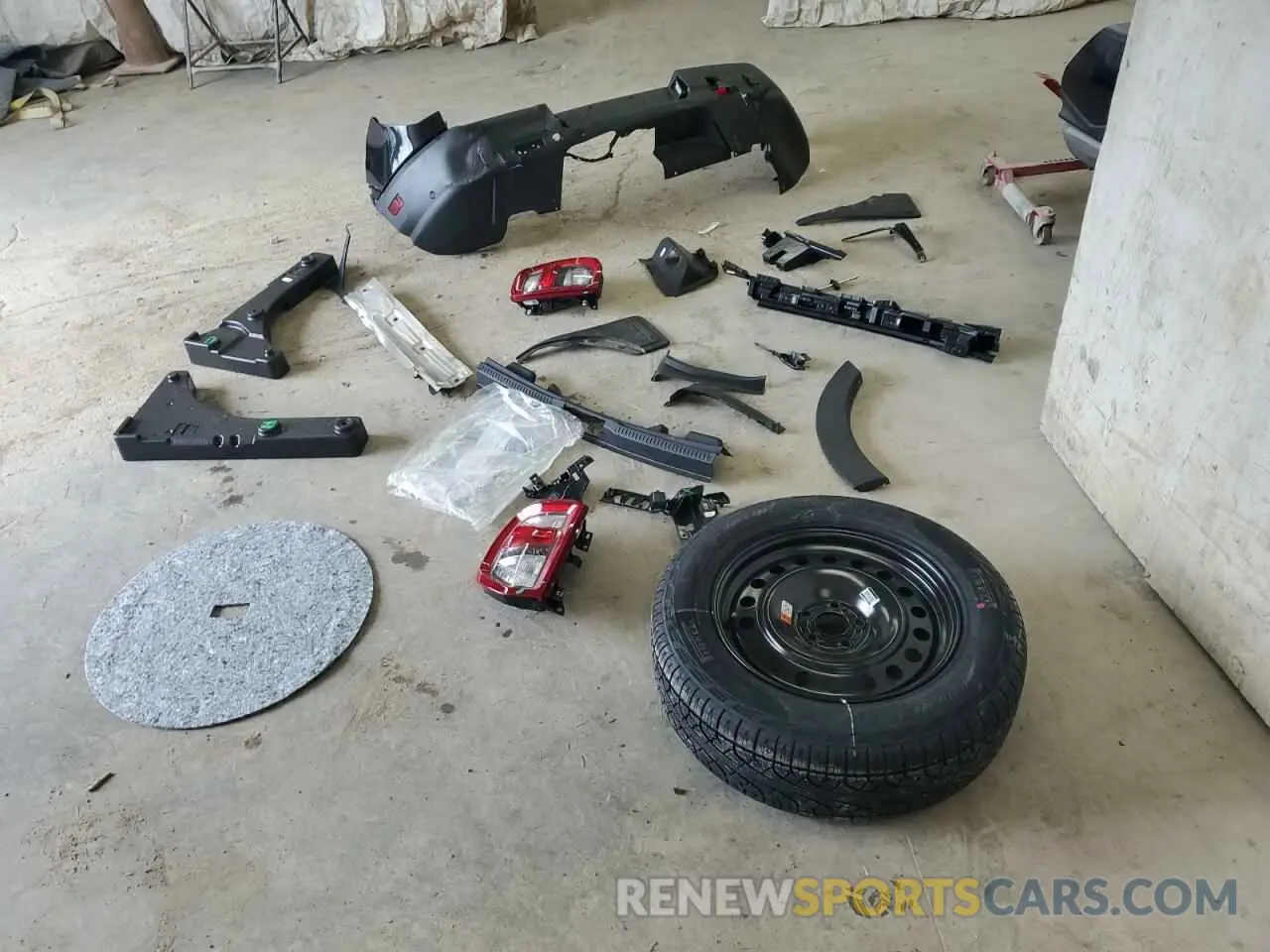 13 Photograph of a damaged car 3FMCR9G6XRRF10785 FORD BRONCO 2024