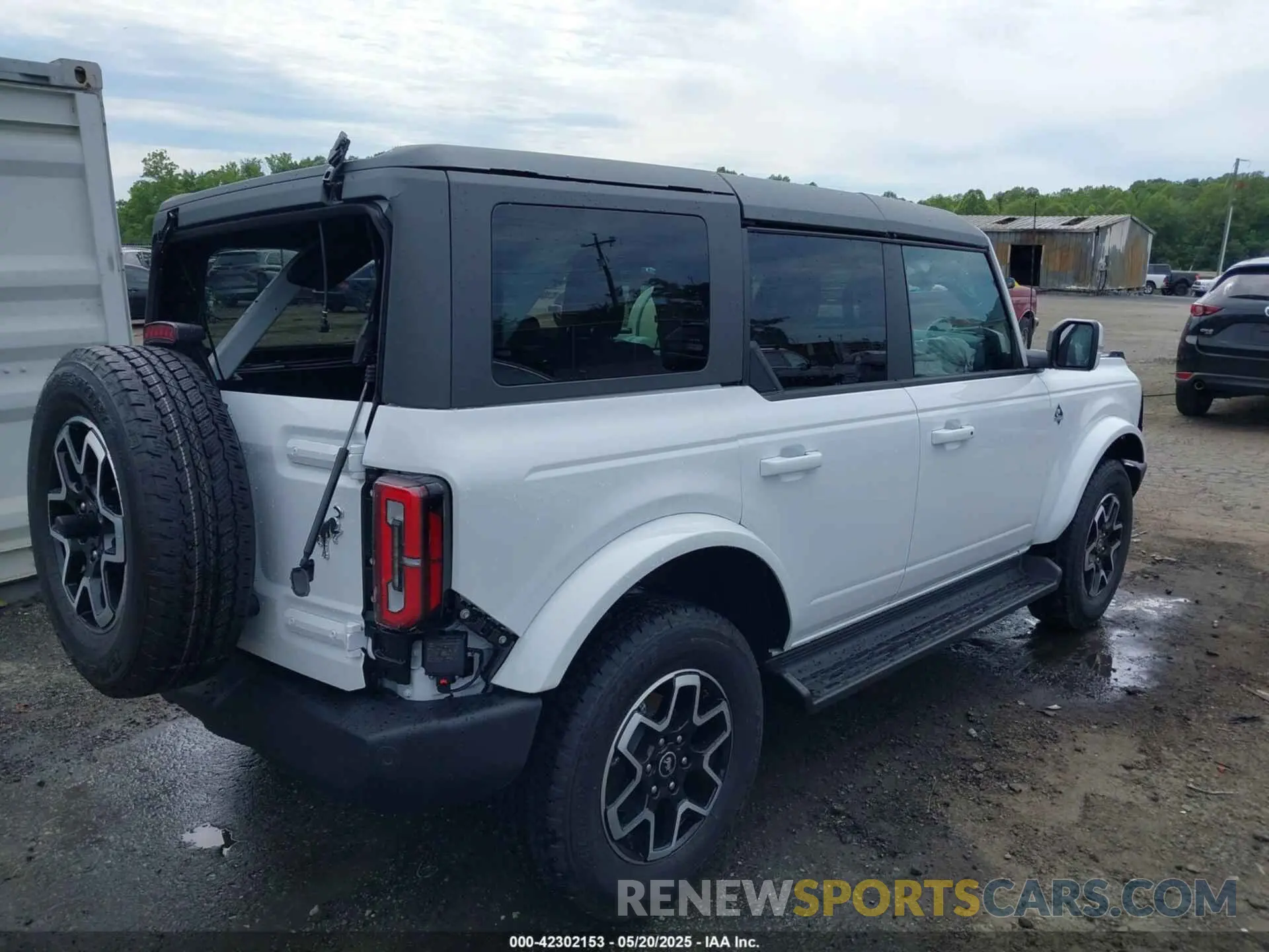 4 Фотография поврежденного автомобиля 1FMDE8BH3SLA68925 FORD BRONCO 2025