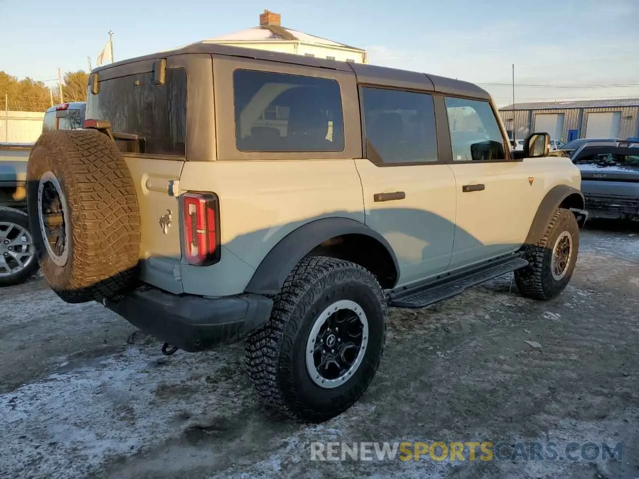 3 Фотография поврежденного автомобиля 1FMEE9BP1RLA20321 FORD BRONCO BAD 2024