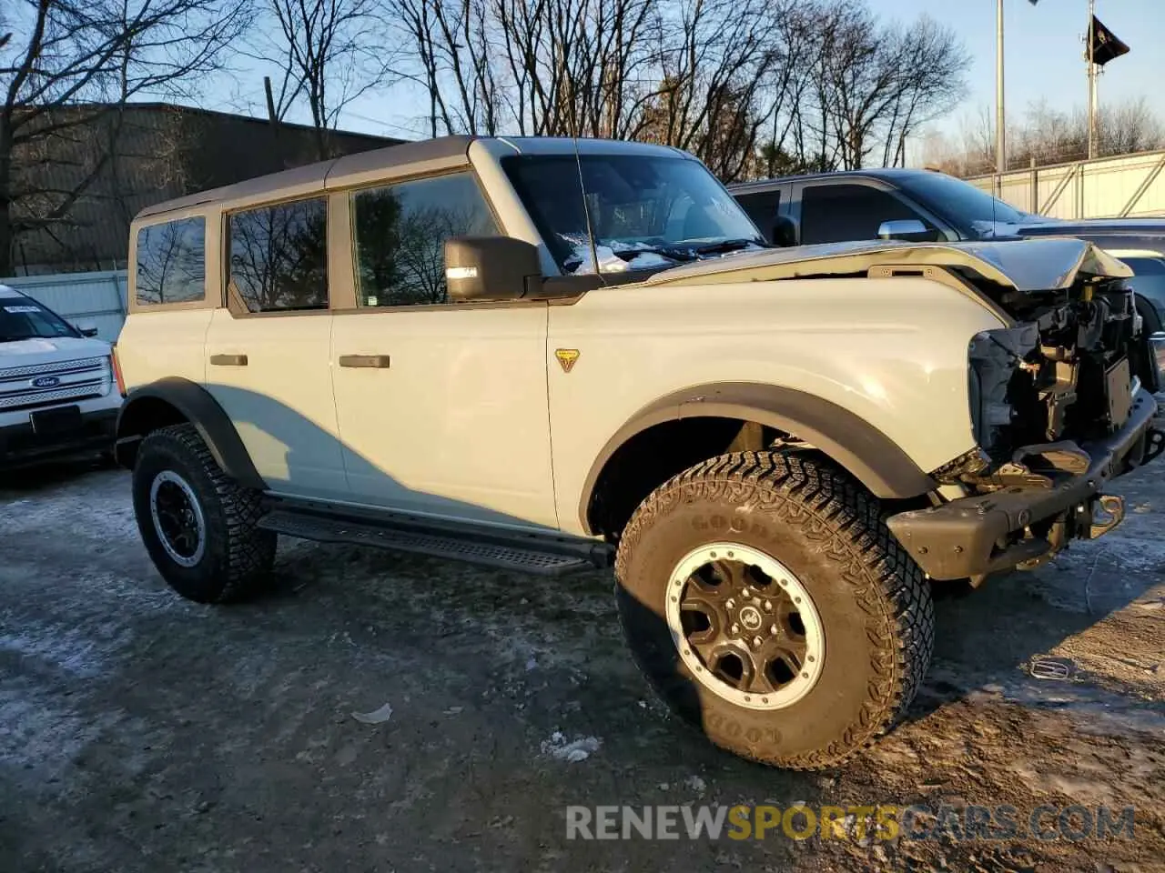 4 Фотография поврежденного автомобиля 1FMEE9BP1RLA20321 FORD BRONCO BAD 2024