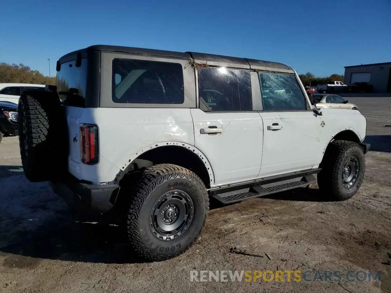 3 Photograph of a damaged car 1FMDE8BH5RLB09775 FORD BRONCO OUT 2024