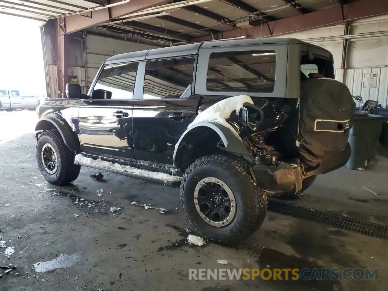 2 Фотография поврежденного автомобиля 1FMEE8BP2RLA52513 FORD BRONCO OUT 2024