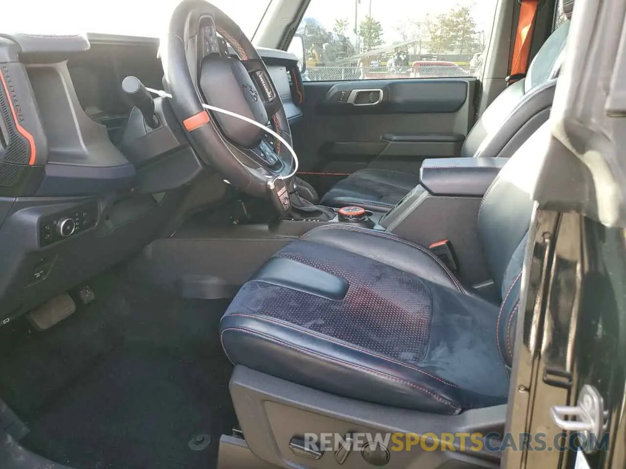 7 Фотография поврежденного автомобиля 1FMEE5JR4PLA93286 FORD BRONCO RAP 2023